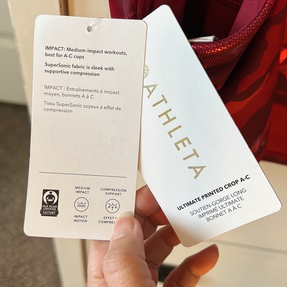 Athleta Ultimate Printed Crop A-C NWT - Picture 6 of 6